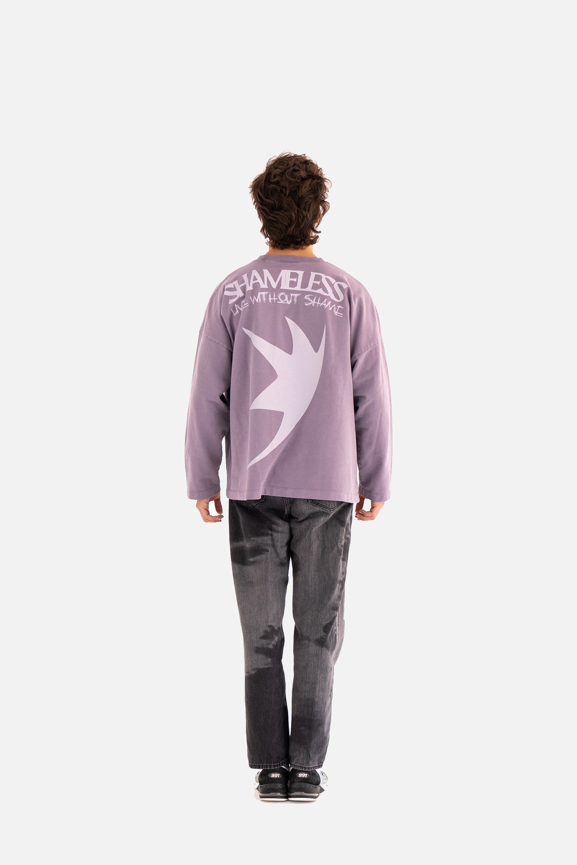 ESSENTIAL WITHOUT SHAME CREWNECK